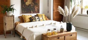 26 Inspirasi Desain Kamar Tidur Bergaya Feminin Yang Menawan